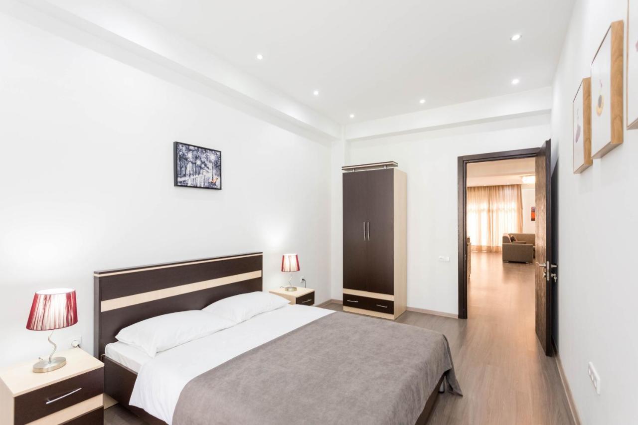 Apartment In The City Center Lll Tbilisi Exterior foto
